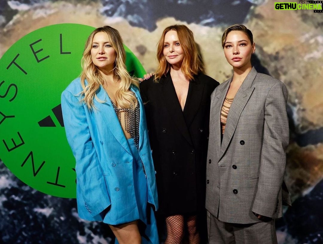 Madelyn Cline Instagram - @stellamccartney obsesssssionnnnn ❤️🔥
