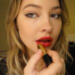 Madelyn Cline Instagram - @revlon asked me to be her valentine. Wearing my favorite revlon red wild saffron a day late. Happy valentines 🫶🏻💄
