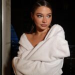 Madelyn Cline Instagram - F*ck sad feelings!