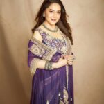 Madhuri Dixit Instagram – Stepping into the spotlight with a splash of purple 💜

#saturday #saturdayvibes #dancedeewane #photoshoot #photooftheday