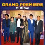 Madhuri Dixit Instagram - 'पंचक' चित्रपटाच्या मुंबईतील ग्रँड प्रीमियरचे काही खास फोटोज! तिकिटं बुक करा आणि पहा 'पंचक' जवळच्या चित्रपटगृहात. Book Your Tickets For a Total Family Entertainer.. ! LINK IN BIO पंचक Panchak InCinemasNow