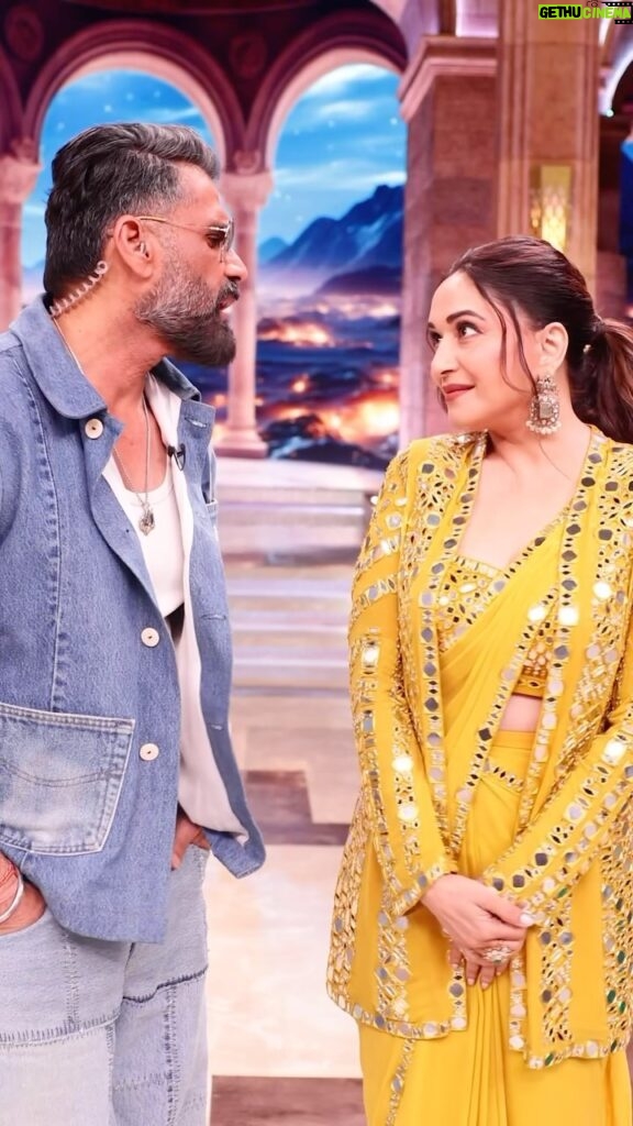 Madhuri Dixit Instagram - Sheher ki ladki ✨ You want to know what we did with @suniel.shetty ’s card? Find out on 3rd Feb only on Dance Deewane! @colorstv #tuesday #tuesdayvibes #dancedeewane #auditions #reelsinstagram #explorepage #funtimes