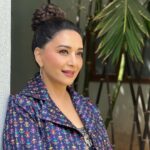 Madhuri Dixit Instagram - Oh, the Bangalore sun ☀️💙 #tuesday #tuesdaythoughts #sunny #lovethesun #picoftheday