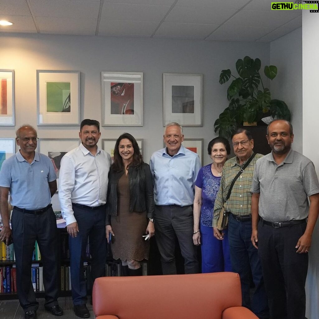 Madhuri Dixit Instagram - Wanted to thank #DeanYortsos #ViceDeanRaghuvendra #ViceDeanGauravSukhatme @USCViterbi for an outstanding day and touring the department of engineering. I know the boys will be in great hands as USC reaches to infinite and beyond in engineering! Was great having the grandparents #AnuNene #MadhavNene join us; how proud they were of their grand babies!❤️ @drneneofficial