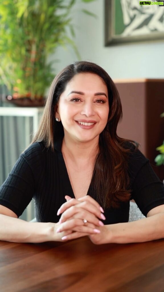 Madhuri Dixit Instagram - Join me on my youtube channel to get to know my secret about keeping your hair healthy and shiny. Link in bio! Do you have any tips? Let me know in the comments below. #youtube #newvideo #haircare #haircaretips #homemade #hairmask