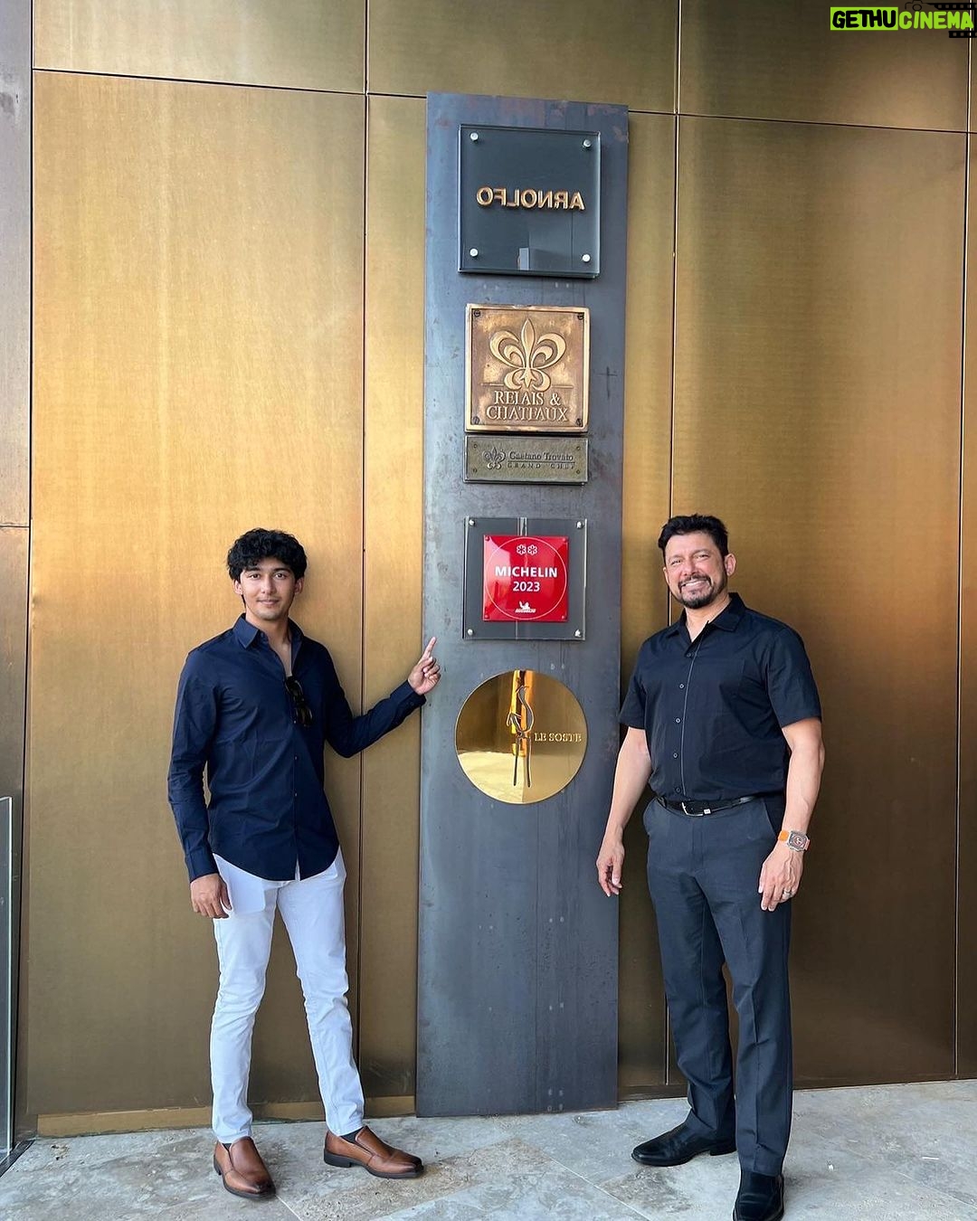 Madhuri Dixit Instagram - A flavourful and memorable experience at ARNOLFO. What an ambiance, what a service, and such amazing food! 😋 Also got the opportunity to meet the Chef Gaetano Trovato👨🏼🍳 #DrNene #Italy #Michelin #star #food #travel #travelgram #instagram #instatravel