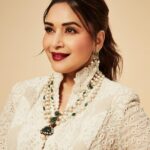 Madhuri Dixit Instagram - Cheers to a season of love, laughter and lights ✨❤️ #friday #fridaynight #diwali #celebration #love #light