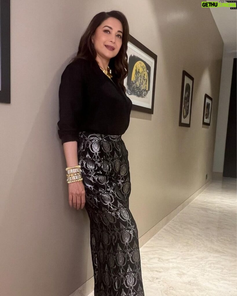 Madhuri Dixit Instagram - Colour is everything, black and white is more. — Dominic Rouse #monday #mondaymotivation #mondaymood #picoftheday #blackoutfit #blackandgold