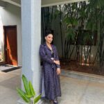 Madhuri Dixit Instagram - Oh, the Bangalore sun ☀️💙 #tuesday #tuesdaythoughts #sunny #lovethesun #picoftheday