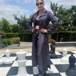 Madhuri Dixit Instagram - Oh, the Bangalore sun ☀️💙 #tuesday #tuesdaythoughts #sunny #lovethesun #picoftheday