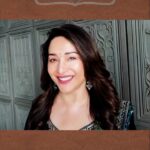 Madhuri Dixit Instagram - ‘पंचक’ ला मिळतोय HOUSEFULL प्रतिसाद.. आजच बुक करा तुमची तिकिटं Book Your Tickets For a Total Family Entertainer.. ! LINK IN BIO @panchakthefilm #पंचक #Panchak #InCinemasNow
