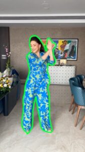Madhuri Dixit Instagram - Celebratory dance 💃🏻 Thank you so much for giving #panchak so much love. Please continue to love and support us! Go watch it in your nearest theatre 🙏🏻❤️ #panchakthemovie #dancereels #trendingreels #trending