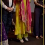 Madhuri Dixit Instagram - पंचक मधल्या खोत कुटुंबाला भेटायला आजचा रविवार परफेक्ट आहे... लवकर लवकर या .... #panchak #incinemasnow