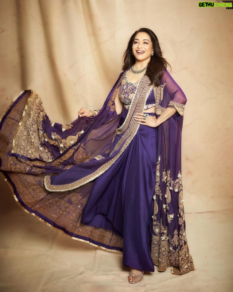 Madhuri Dixit Instagram - Stepping into the spotlight with a splash of purple 💜 #saturday #saturdayvibes #dancedeewane #photoshoot #photooftheday