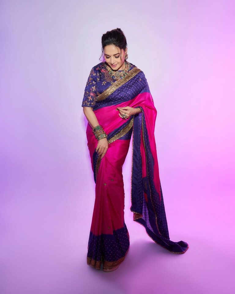 Madhuri Dixit Instagram - A pop of pink, a dash of grace 🫶🏻 #thursday #tbt #photooftheday #photoshoot #dancedeewane #sareelove