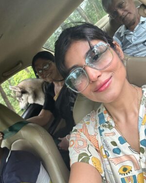 Madhurima Basak Instagram - No filter needed..

#happytime #us