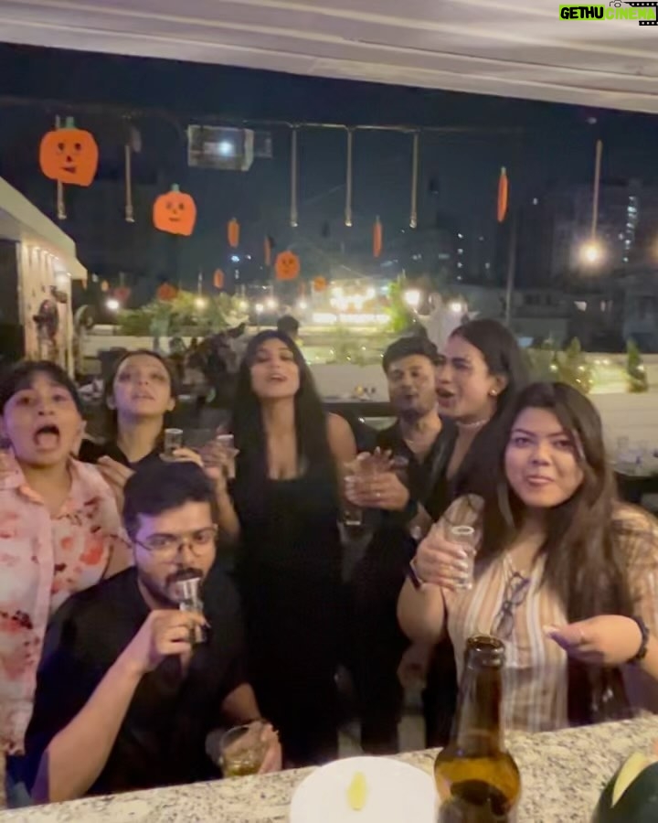 Madhurima Basak - 6K Likes - Happy Halloween 🎃
#halloween #frinds #wellspentday #fun