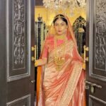 Madhurima Basak Instagram – Bridal Collection By @raj_bnerjee
FEATURING – @madhurimabasak9 ❤️
WARDROBE – @raj_bnerjee
MAKEUP – @irindeeta_the_makeover_artist
HAIR – @abinashbhowmick_official
PHOTOGRAPHY & RETOUCH – @srikanta_photography
JEWELLERY – @abirajewellers
SPECIAL THANKS – @piku_mondol1 @starcraft_ Starcraft Studio & Production