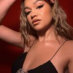 Madison Bailey Instagram - It could all be so simple 🌹