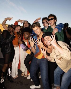 Madison Bailey Instagram - POGUELANDIA 🌴 @netflix can we do this every day? 🥹 Best day ever. Annnd did ya hear? We’re renewed!  SEASON 4 IS HAPPENING ‼️🖤 #wediditjoe #P4L