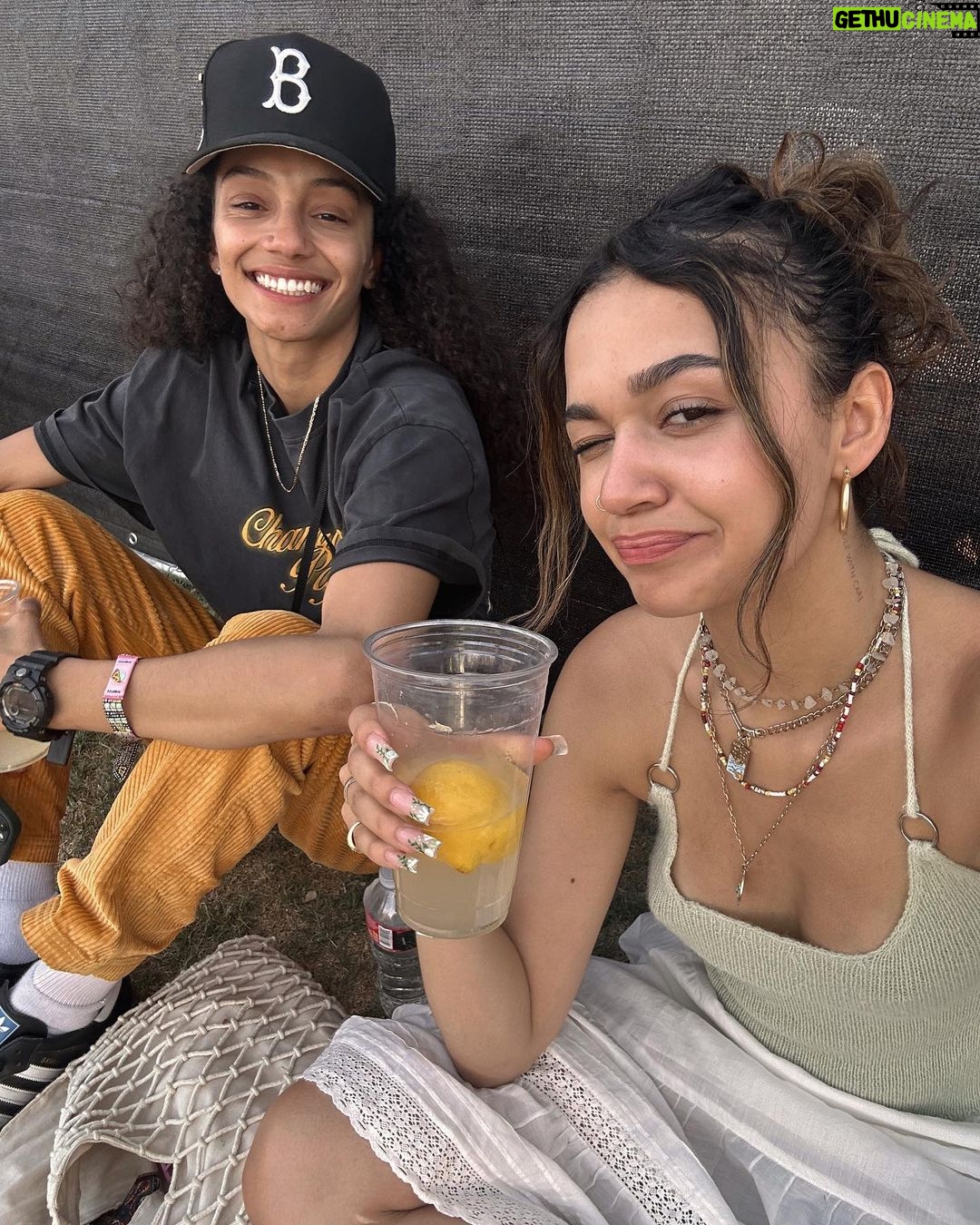 Madison Bailey Instagram - Coachella Ella 🎡