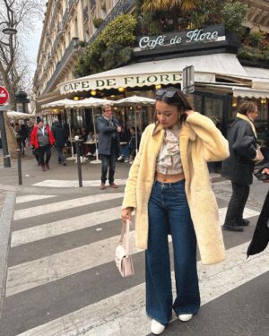 Madison Bailey Instagram - Paris with my love 🖤