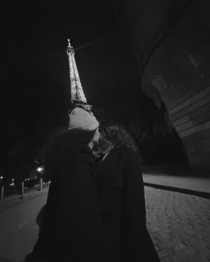 Madison Bailey Instagram - Paris with my love 🖤