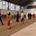 Madison Bailey Instagram - @stellamccartney 🏇🏽 such a cool show. The horses were a bonus I didn’t know I needed. Thank you for having me 💫