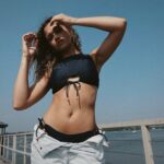 Madison Bailey Instagram - Red hot @tommyhilfiger summer #tommyhilfiger #tommyfamily