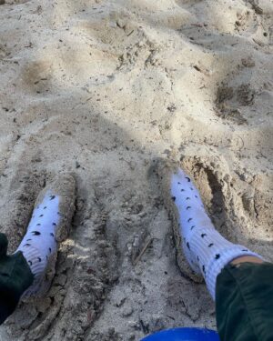 Madison Bailey Instagram - The highs and lows of the plane days