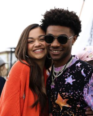 Madison Bailey Instagram - POGUELANDIA 🌴 @netflix can we do this every day? 🥹 Best day ever. Annnd did ya hear? We’re renewed!  SEASON 4 IS HAPPENING ‼️🖤 #wediditjoe #P4L