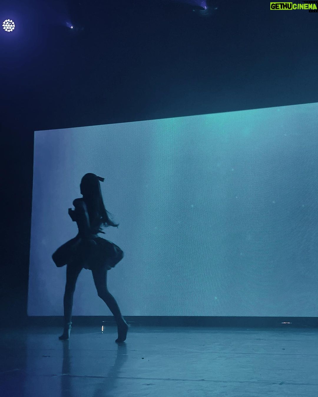 Madison Beer Instagram - two in london xx O2 Shepherds Bush Empire