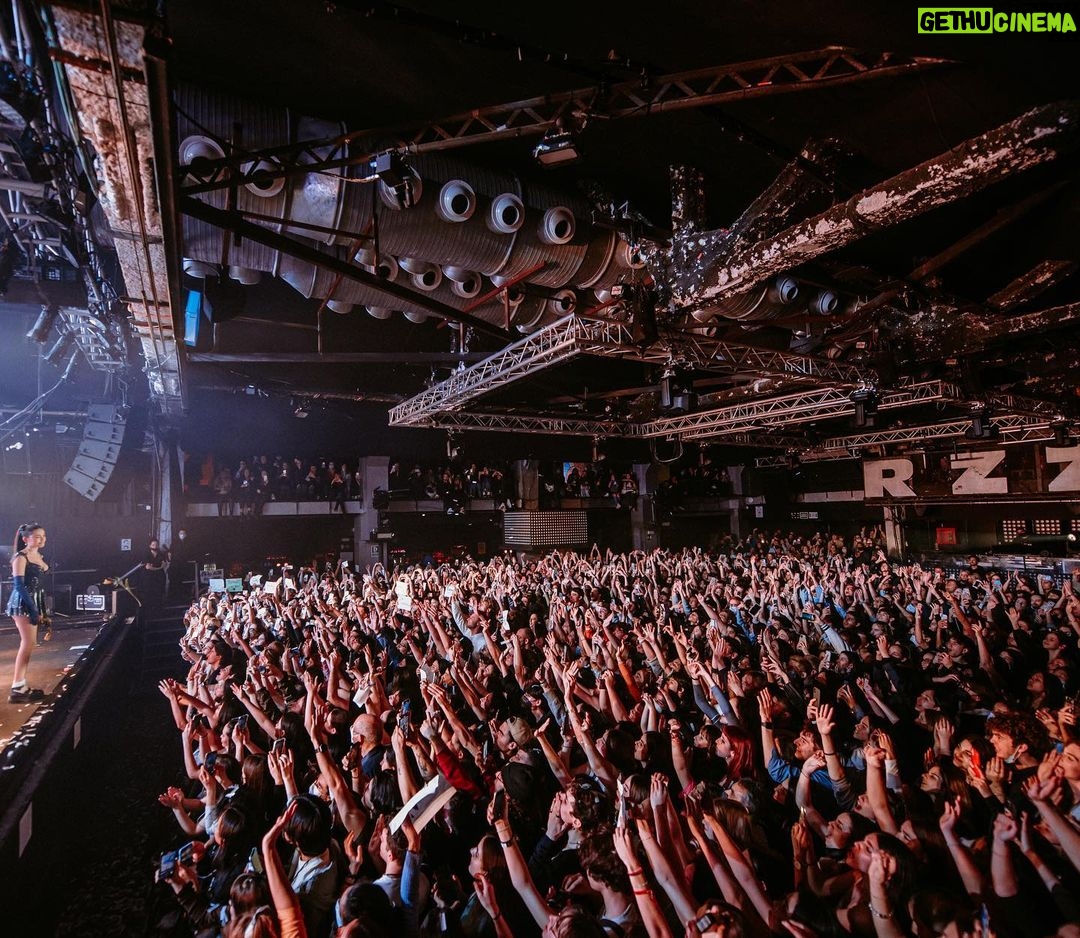 Madison Beer Instagram - barcelona ily thank u dearly Razzmatazz