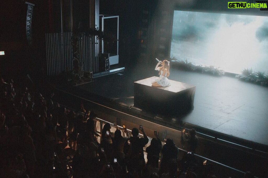 Madison Beer Instagram - vancouver thank you so much u made me cry the second those signs went up The Vogue Theatre