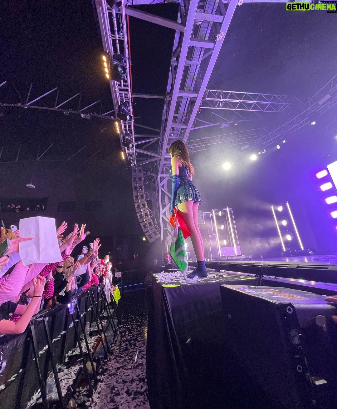 Madison Beer Instagram - milan ,, thank u ,, ti amo Milan, Italy