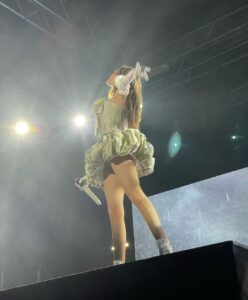 Madison Beer Instagram - milan ,, thank u ,, ti amo Milan, Italy
