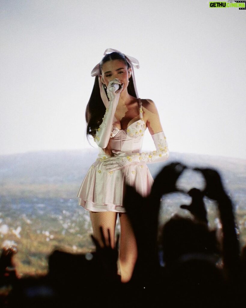 Madison Beer Instagram - san fran wowowow what a magical second to last show no i’m not ok The Fillmore