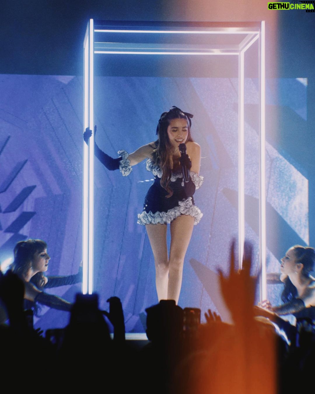 Madison Beer Instagram - chicago holy shit House of Blues Chicago