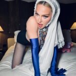 Madonna Instagram - Thank you Barcelona 🇪🇸…………… incredible. Energy ⚡️⚡️⚡️