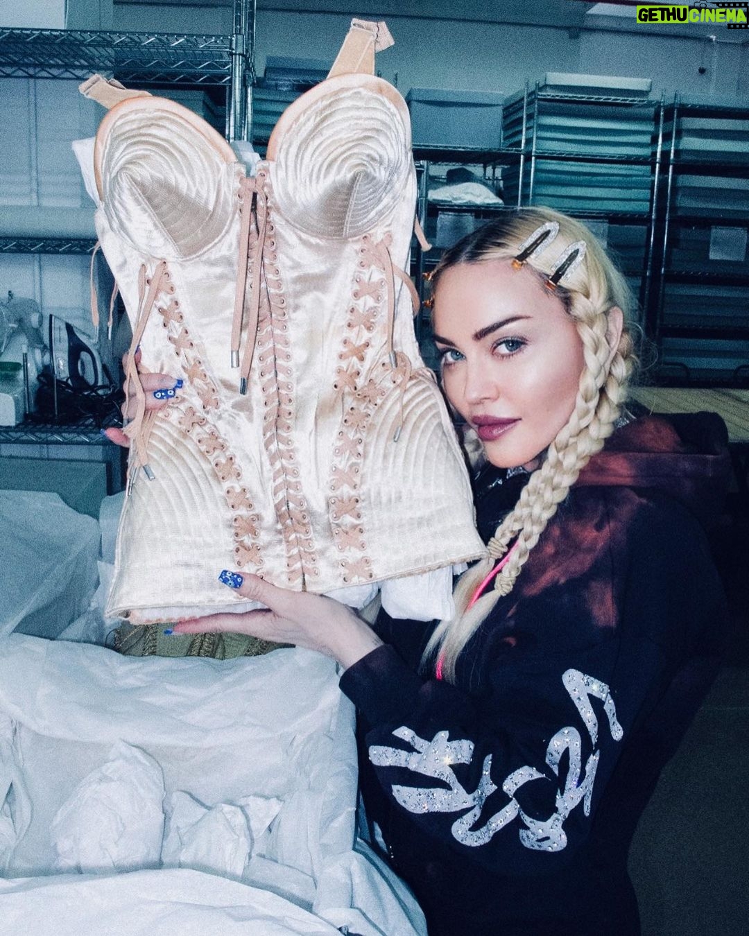 Madonna Instagram - A trip to my archives is always a nostalgic trip down memory lane! If I think about my journey through music over the last 4 decades— how could I not think about all the incredible clothes I got to wear and all the amazing designers I was lucky enough to work with!! When I was a little girl I remember my mother was always cold. Partly because she was sick but also because she never had a coat. She always spent what little money we had on our coats and I remember standing outside waiting for the schoolbus With my mother shivering in the cold in the middle of winter!! Years later when I became successful my mother’s sister said to me, “Now You can buy all the coats your mother couldn’t buy for herself!” The journey from the memory of my shivering mother in Winter to me shivering in the over air-conditioned storage space where all my costumes are stored is quite remarkable! I am overwhelmed with gratitude. Every time I put on an incredible coat I think of my Mother. I hope she likes my taste in costumes But most of all i hope she’s warm! 💗 #madonnacelebrationtour