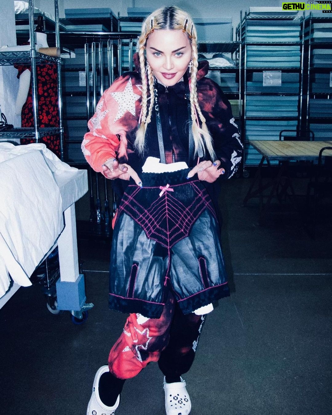 Madonna Instagram - A trip to my archives is always a nostalgic trip down memory lane! If I think about my journey through music over the last 4 decades— how could I not think about all the incredible clothes I got to wear and all the amazing designers I was lucky enough to work with!! When I was a little girl I remember my mother was always cold. Partly because she was sick but also because she never had a coat. She always spent what little money we had on our coats and I remember standing outside waiting for the schoolbus With my mother shivering in the cold in the middle of winter!! Years later when I became successful my mother’s sister said to me, “Now You can buy all the coats your mother couldn’t buy for herself!” The journey from the memory of my shivering mother in Winter to me shivering in the over air-conditioned storage space where all my costumes are stored is quite remarkable! I am overwhelmed with gratitude. Every time I put on an incredible coat I think of my Mother. I hope she likes my taste in costumes But most of all i hope she’s warm! 💗 #madonnacelebrationtour