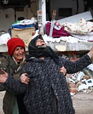 Madonna Instagram - Everyone is talking about Love  on Valentine’s Day!! ♥️. Let’s send All our Love and Healing  energy to Turkey And Syria who have suffered great Loss and Devastation in this immense earthquake.  33,181 people have died.  So many  have lost there homes and jobs not to mention there loved ones. Entire cities have been erased. It’s Heart breaking! 💔
The Best Place to Donate is—-ahbap.org