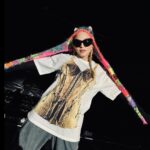 Madonna Instagram - Who doesn’t remember My iconic Gold corset designed by the one and only Jean Paul Gaultier for my Blonde Ambition tour in 1990?!   Now you can have an exclusive T-shirt created by the man who designed it, and the woman who wore it —M.E. 👑   All proceeds from this Special collaboration will benefit @RaisingMalawi and help provide critical medical interventions to orphans and vulnerable children at the Mercy James Center for Pediatric Surgery and Intensive Care.    Thanks to @RaisingMalawi and the support that the Mercy James Center has been able to provide for over 11,000 surgeries since it opened in 2017. 🇲🇼 Funds from these T-shirts will ensure that thousands more children will receive the surgical care they need to thrive and survive. 💙💙💙 @jeanpaulgaultier   SHOP link in Bio #jpgxmadonna