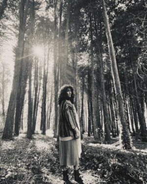 Mafalda Matos Instagram - Magic Woods 💚🧚‍♂️
.
.
Boots by @koel.shoes
.
.
#magicwoods #nature #thewinteriscoming
