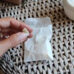 Mafalda Matos Instagram – Adoro defumar a casa… Logo de manhã ou ao final do dia. Neste vídeo usei copal branco da @casadefumos 🤍🪶
.
.
.
#defumação #letitgo #espaçosagrado