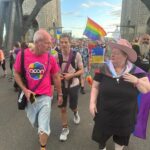 Magda Szubanski Instagram - 🏳️‍🌈🌈💕What an amazing day with my goddaughter #Betty @lisaluckiest and friends !!! So proud of our community and what we have achieved. As @brunswickett said, we dedicate this walk to those in other countries who are not free or safe to live their lives openly - let alone March with #pride #worldpride #pridemonth #pride🌈 Thanks for your support and leadership @albomp @senatorpennywong Sydney, Australia