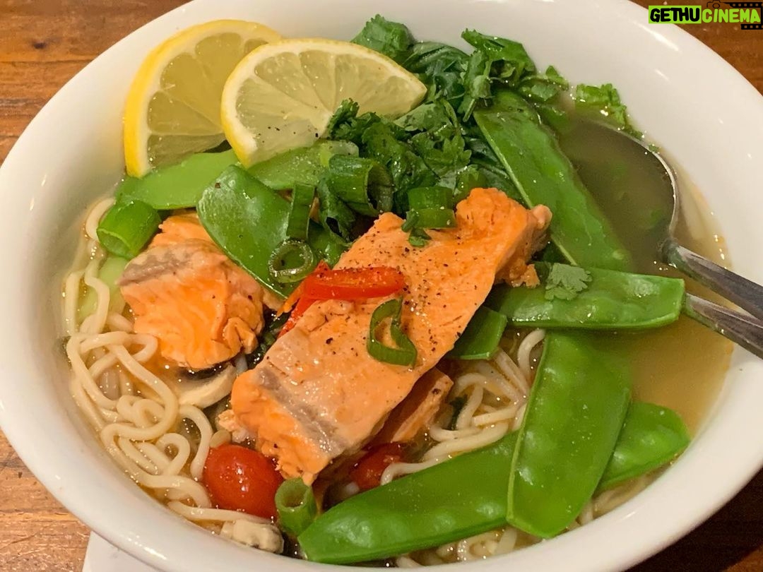 Magda Szubanski Instagram - That warm and fuzzy feeling when your #bestie cooks you a big bowl of complete and utter yummy goodness! #nutrition #ramen #bestiegoals #friends 😋 🙏❤️🙌