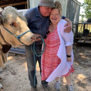 Magda Szubanski Instagram - Healing hugs with my darling Paul “Macca” MacPherson in god’s own country - Tumbarumba. Observing some of the terrible damage wrought by the bushfires on the way to Batlow with @willconnolly__  We will be back again soon Snowy Valley!! And this weekend heading off to Kangaroo Island to get the Regeneration program rolling there 🙏❤️ #regeneration if you want to donate go to the link in bio