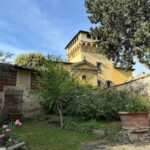 Magda Szubanski Instagram - Birds and bells and bees. Agriturismo in Italia Please enjoy 🐦‍⬛🔔🐝❤️🇮🇹