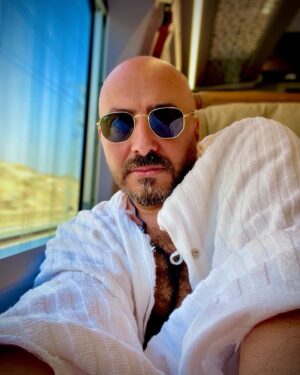Magdy El Hawary Instagram - وكان احسن قرار نزور النبي المختار 👌
الي #المدينة_المنورة  الي النبي 🙏♥️ صلي الله عليه وسلم